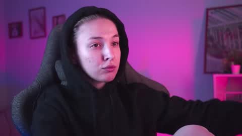 cap and Lana  online show from 23, 2, 2025