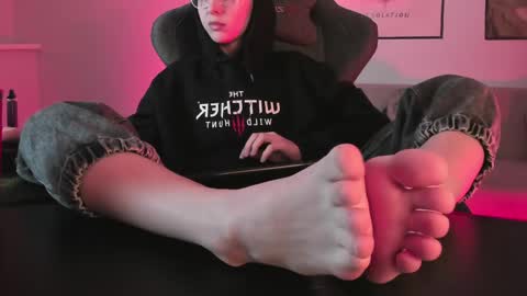 cap and Lana  online show from 1, 3, 2025