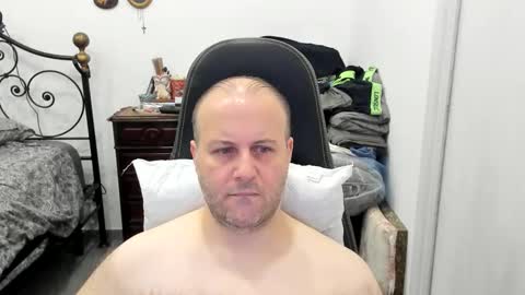 filippo12356 online show from 10, 9, 2025