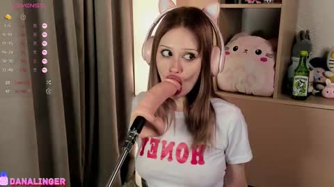 Hey. im DANA Free Lush and Domi control in pvt online show from 16, 11, 2025