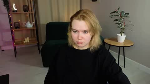 Fiona online show from 26, 3, 2026