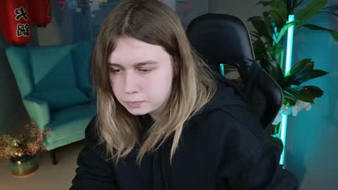 fiora online show from 12, 12, 2024