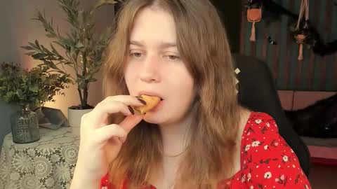 fiora online show from 26, 10, 2025