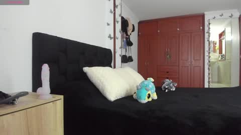     online show from 3, 1, 2025