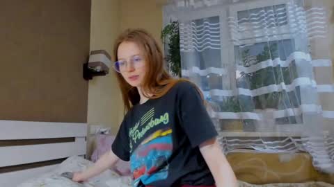 fire_luna online show from 9, 1, 2025