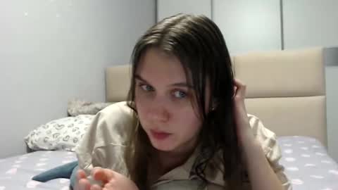 Snapshot of firststarsara chatting on 12, 1, 2025 Sara online show from 12, 1, 2025