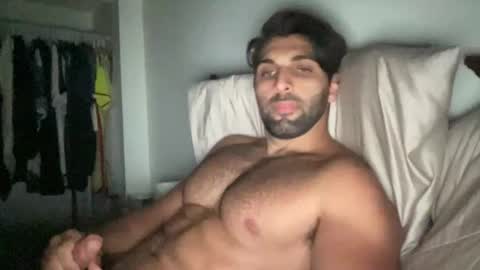 fitcurvyman4fun_69 online show from 22, 9, 2025