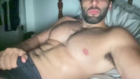 fitcurvyman4fun_69 online show from 18, 4, 2026