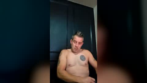 Snapshot of fitdaddylove chatting on 27, 6, 2026 FitDaddy online show from 27, 6, 2026
