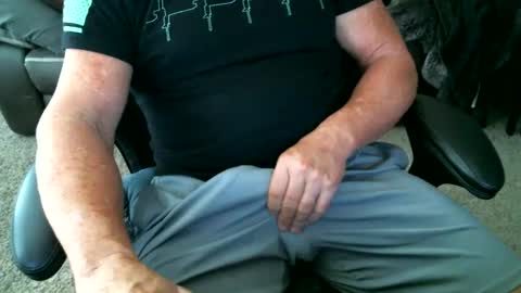 fitguy40 online show from 4, 3, 2025