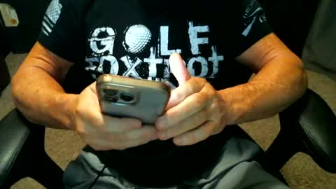 Snapshot of fitguy40 chatting on 22, 6, 2026 fitguy40 online show from 22, 6, 2026