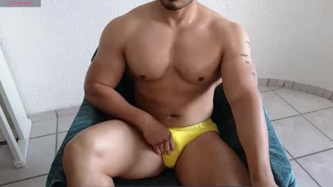 Snapshot of fitnessbody92 chatting on 2, 2, 2026 Farid online show from 2, 2, 2026