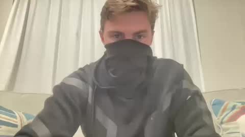 fittfucker online show from 15, 10, 2025