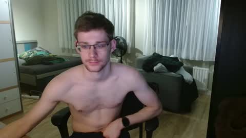 Fitwhiteboy01 online show from 15, 11, 2025