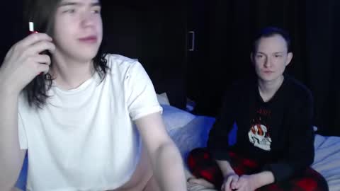 Snapshot of flammmm chatting on 4, 1, 2025 Robin online show from 4, 1, 2025