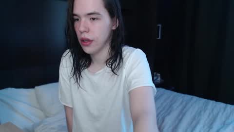 Snapshot of flammmm chatting on 25, 2, 2025 Robin online show from 25, 2, 2025