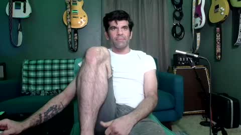 Flannel Dong online show from 27, 10, 2025