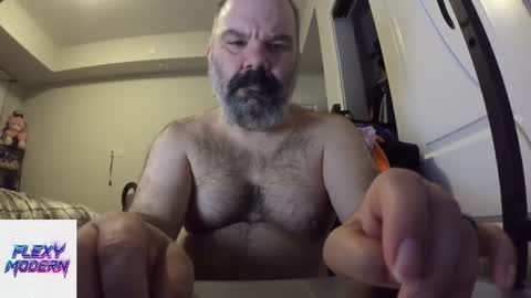 Snapshot of flexymodern chatting on 24, 4, 2026 Matt Masterson online show from 24, 4, 2026