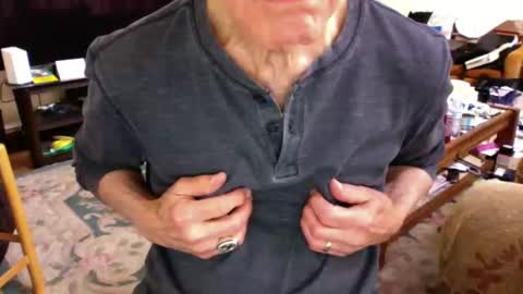 Snapshot of flip4u chatting on 7, 10, 2025 flip4u online show from 7, 10, 2025