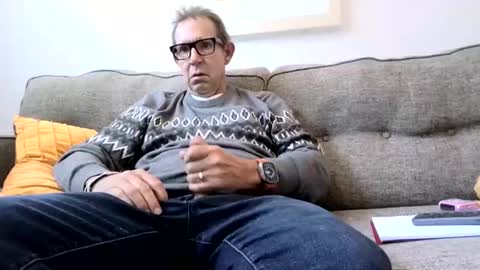 Snapshot of flirtofcharleston chatting on 17, 2, 2025 Flickrbrite online show from 17, 2, 2025