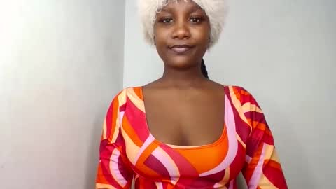 flirty_arrya online show from 10, 5, 2026