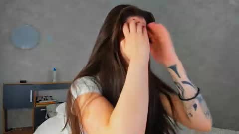 Snapshot of flirtykitty_ chatting on 7, 7, 2026 Emely online show from 7, 7, 2026