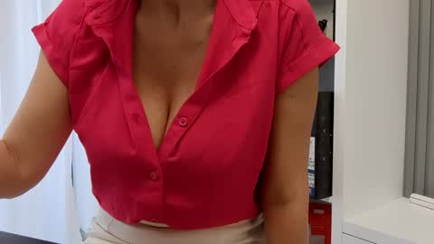 Amaya online show from 21, 4, 2026