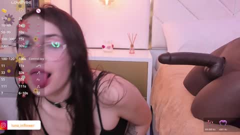 Luna online show from 30, 1, 2025