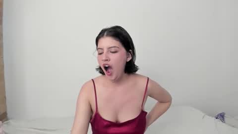 Tell me My Love online show from 17, 12, 2025