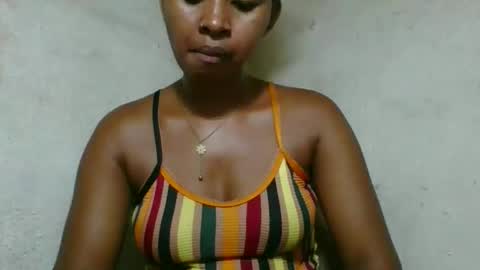 florencia011 online show from 16, 4, 2026