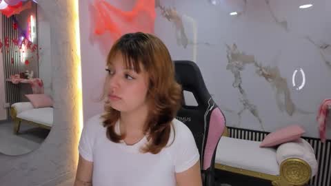 Snapshot of flower_dulce chatting on 13, 10, 2025 Dulce online show from 13, 10, 2025