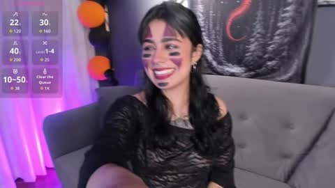 Snapshot of flower_smith_ chatting on 25, 10, 2025 Its a pleasure to meet you. Im Flower. Help me reach 1k. Follow me. online show from 25, 10, 2025