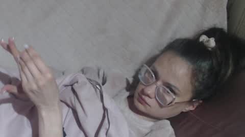 Snapshot of flowercandydoll chatting on 25, 4, 2026 say meow and send tip online show from 25, 4, 2026