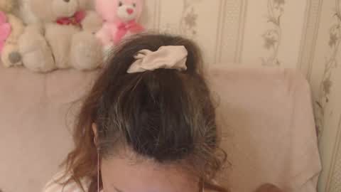 Snapshot of flowercandydoll chatting on 21, 5, 2026 say meow and send tip online show from 21, 5, 2026