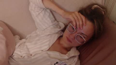 Snapshot of flowercandydoll chatting on 11, 7, 2026 say meow and send tip online show from 11, 7, 2026