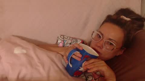 Snapshot of flowercandydoll chatting on 24, 7, 2026 say meow and send tip online show from 24, 7, 2026