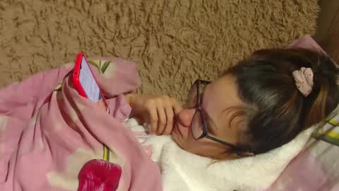 say meow and send tip  online show from 22, 12, 2024