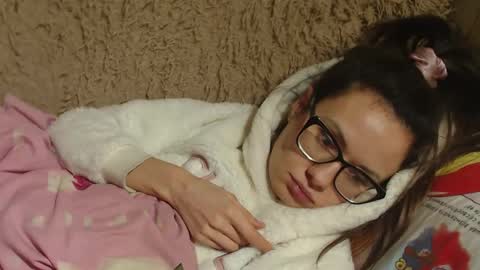 say meow and send tip  online show from 31, 1, 2025