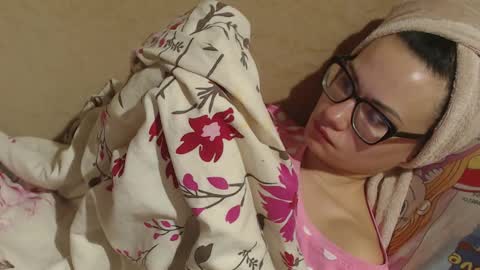 say meow and send tip  online show from 8, 3, 2025