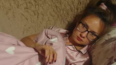 say meow and send tip  online show from 8, 9, 2025