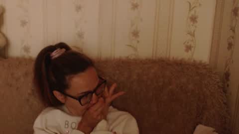 say meow and send tip  online show from 15, 9, 2025