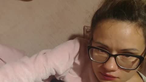 say meow and send tip  online show from 17, 10, 2025