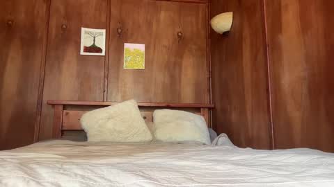 Snapshot of flowergirl448844 chatting on 6, 11, 2025 Flowergirl online show from 6, 11, 2025