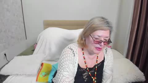 Flowerlower online show from 13, 2, 2025