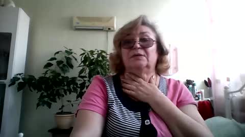 Flowerlower online show from 16, 2, 2025