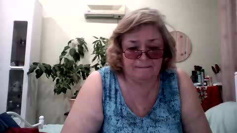 Flowerlower online show from 19, 2, 2025