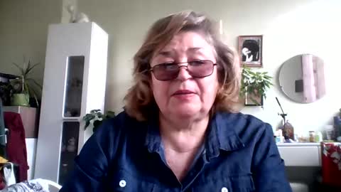 Flowerlower online show from 8, 3, 2025