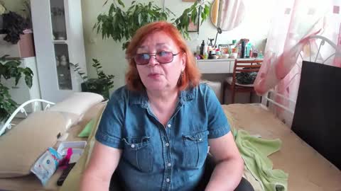 Flowerlower online show from 13, 10, 2025