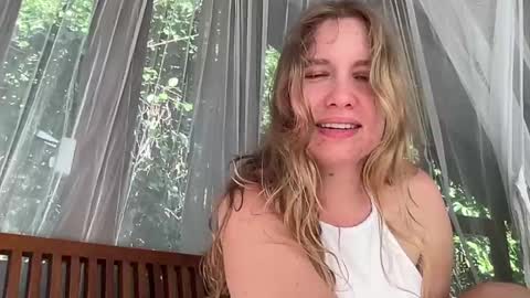 fluffy_bunnyxxx online show from 10, 1, 2025