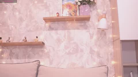 Snapshot of fluffy_hat chatting on 20, 2, 2026 Fluffy and Krut online show from 20, 2, 2026